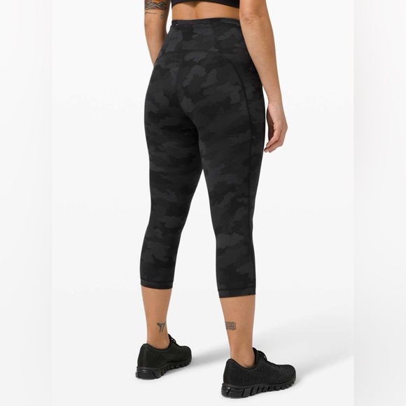Lululemon Swift Speed High-Rise Crop 21" Heritage 365 Camo size 10 EUC - Picture 1 of 6